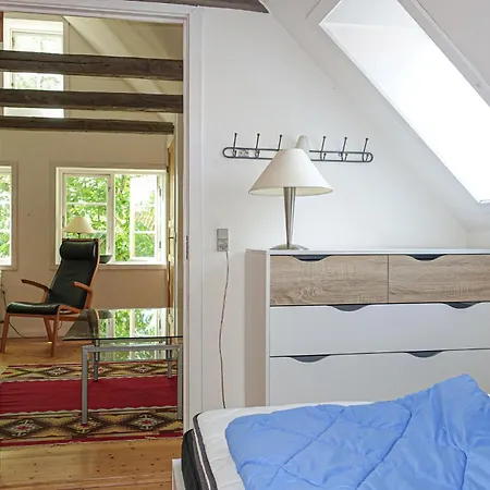 1 Bedroom Stunning Apartment In Svaneke Διαμέρισμα *